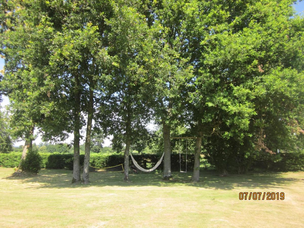 Villa La Forge à Couesmes-vauce Extérieur photo