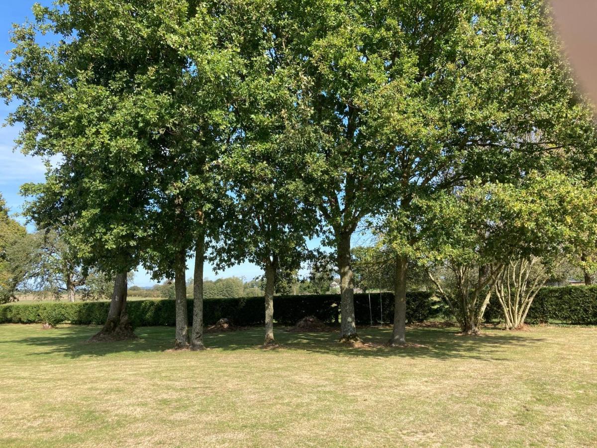 Villa La Forge à Couesmes-vauce Extérieur photo